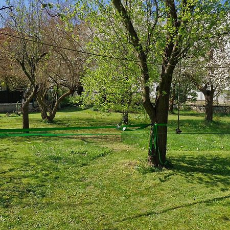 Old Summer House With Renovated Bathroom Praag Buitenkant foto