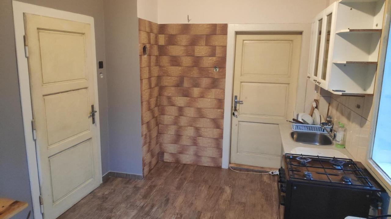 Old Summer House With Renovated Bathroom Praag Buitenkant foto