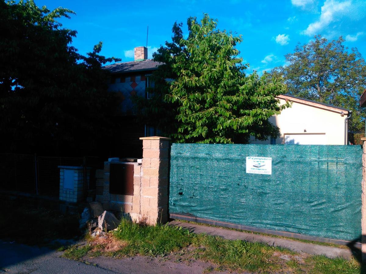 Old Summer House With Renovated Bathroom Praag Buitenkant foto